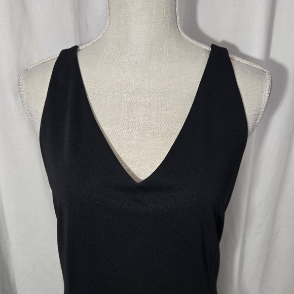 Gap Sleeveless V Neck Black Shift Dress Sz 12 - Picture 3 of 10
